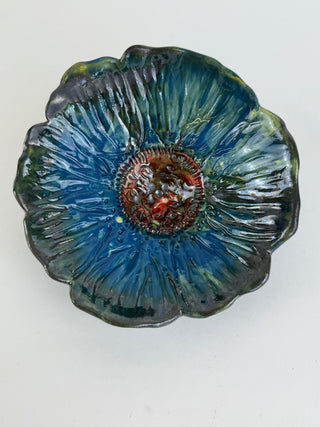 Wall Flower -Blue with Red Middle