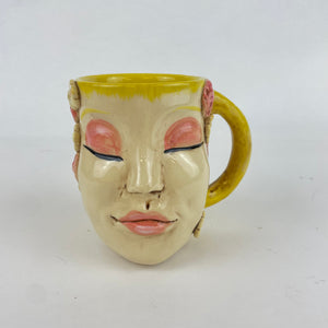 Mug - face with yellow