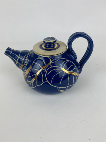 Teapot -Blue and White